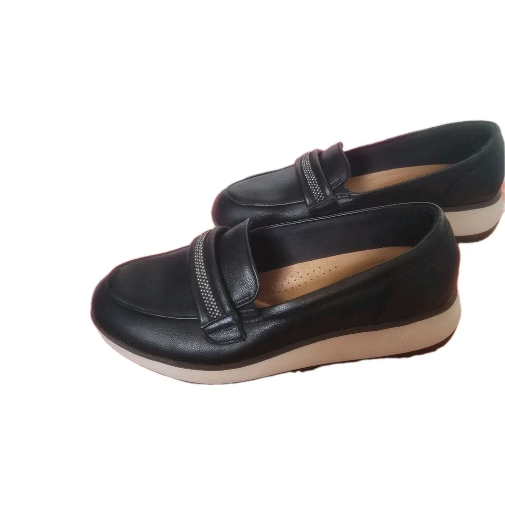 Clarks‎ Collection Women's Black Loafers Size 9.5 M Slip On Comfort Shoes